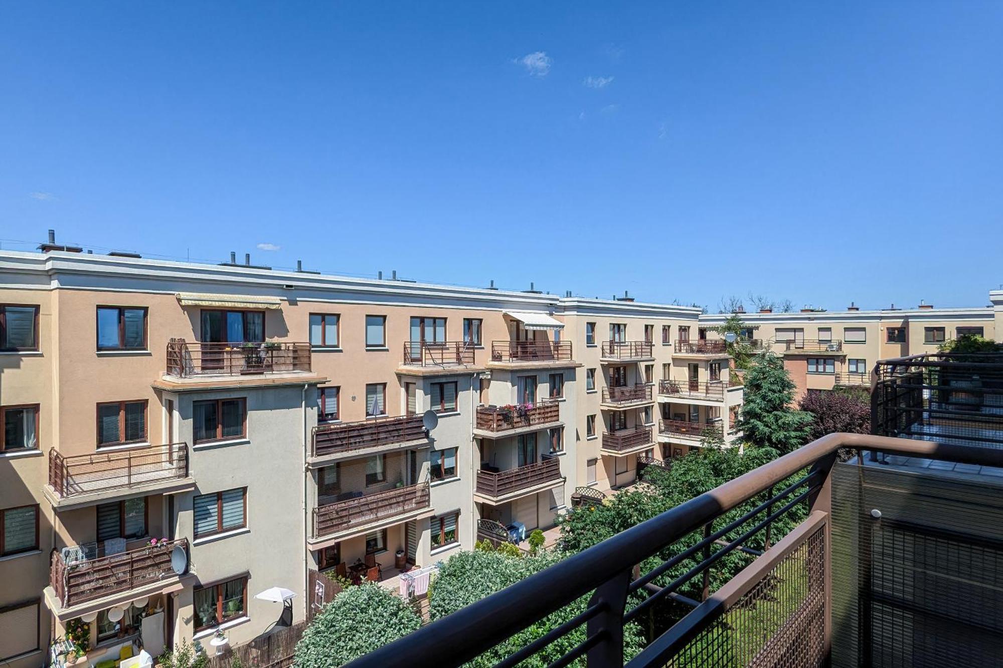 Luksusowy Z 4 Sypialniami, Klimatyzacja I Biurkiem W Gdansku By Renters Gdańsk